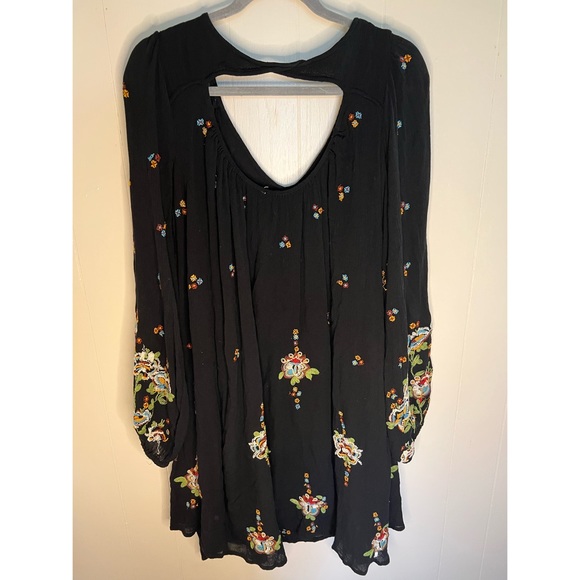 ❌SOLD❌ Free People Oxford Floral Embroidered Mini Dress, Large - Picture 4 of 10